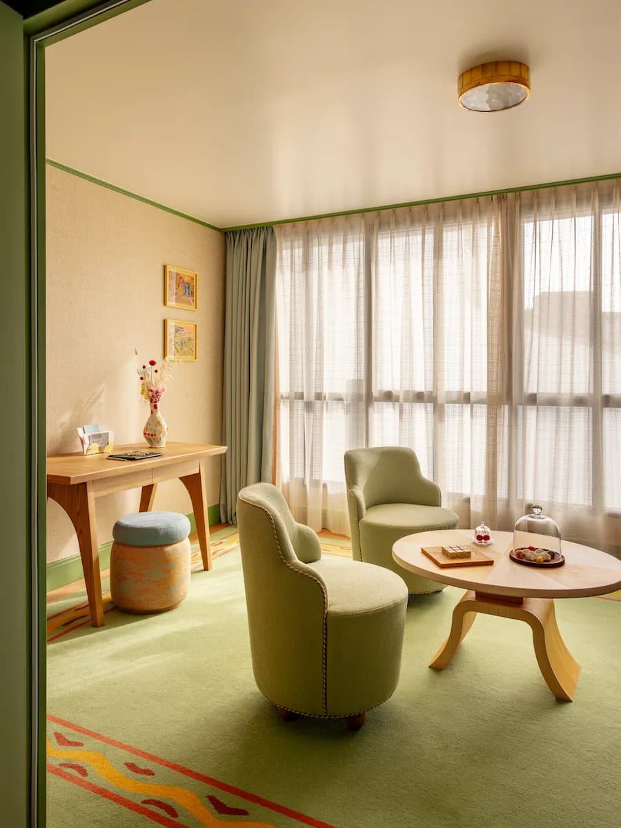 Suite