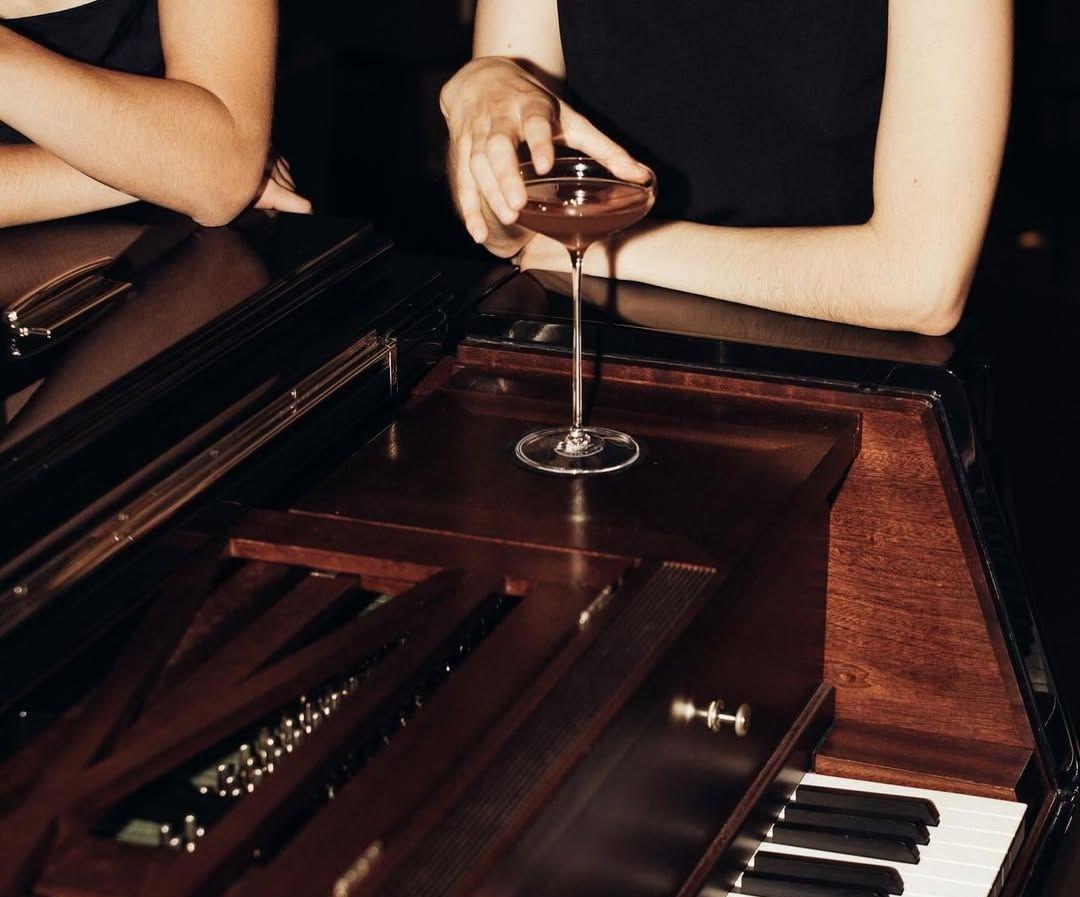 Time the piano bar right