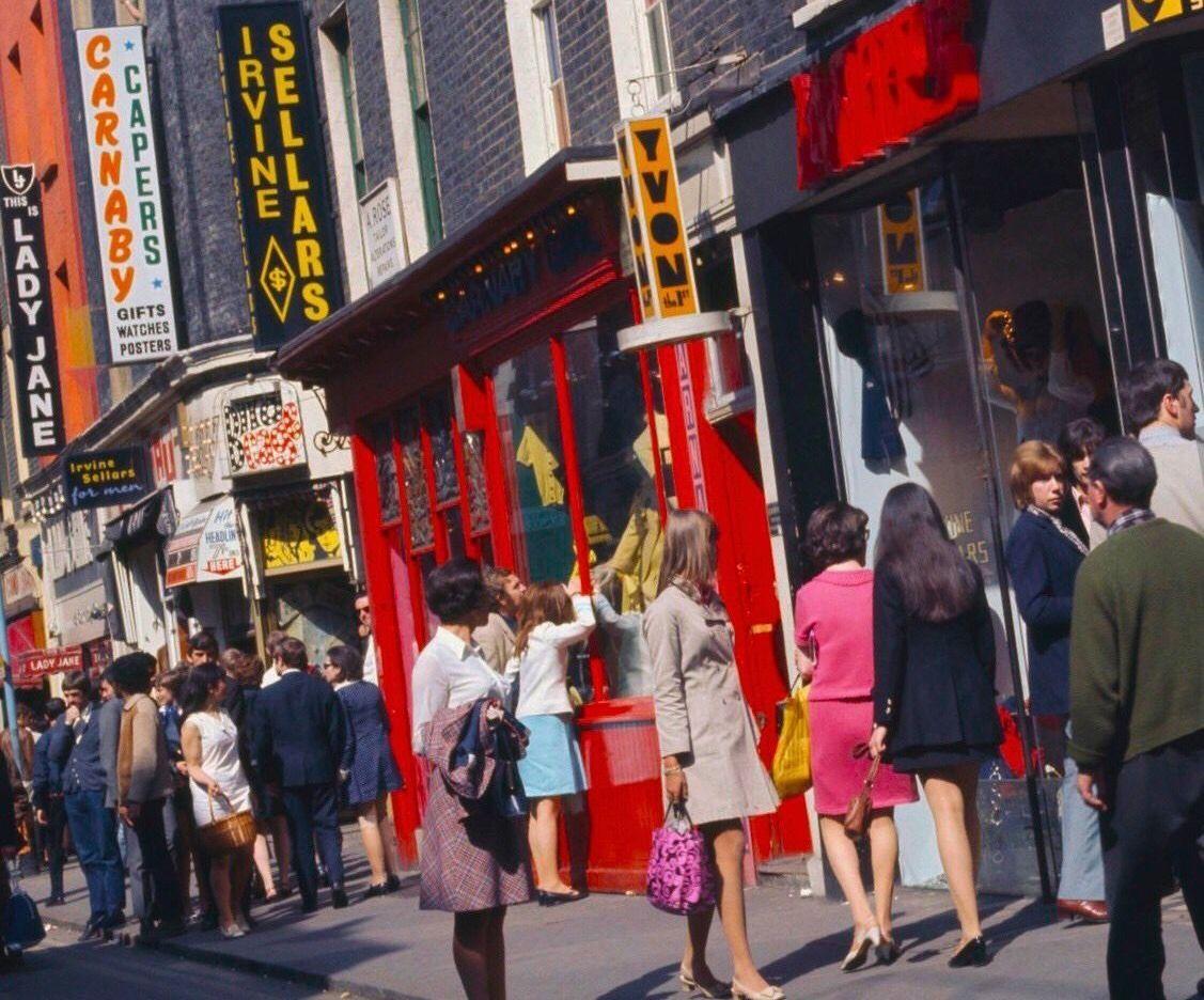 What to Wear and Who You'll See