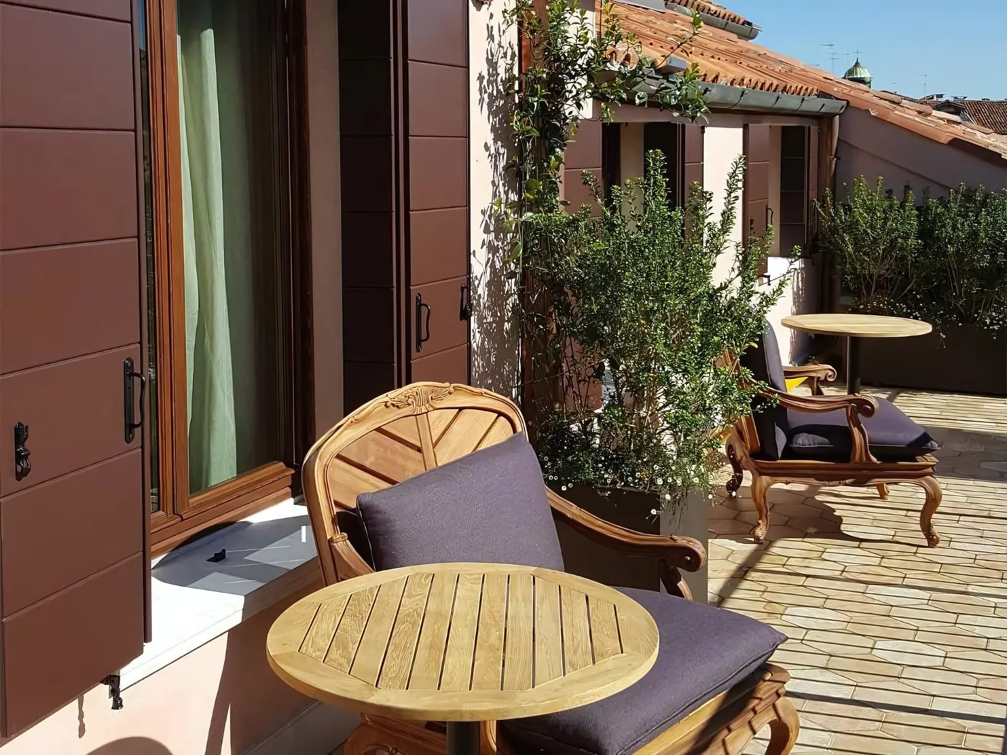 A private garden and pier on the Grand Canal