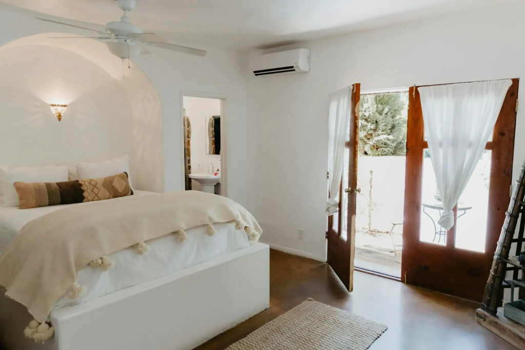 guest_rooms