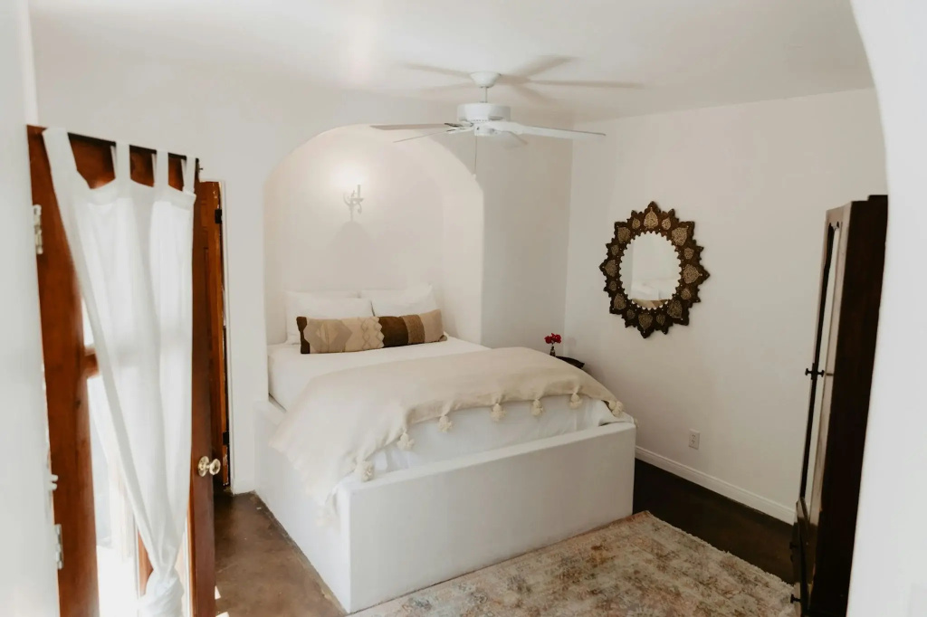 guest_rooms