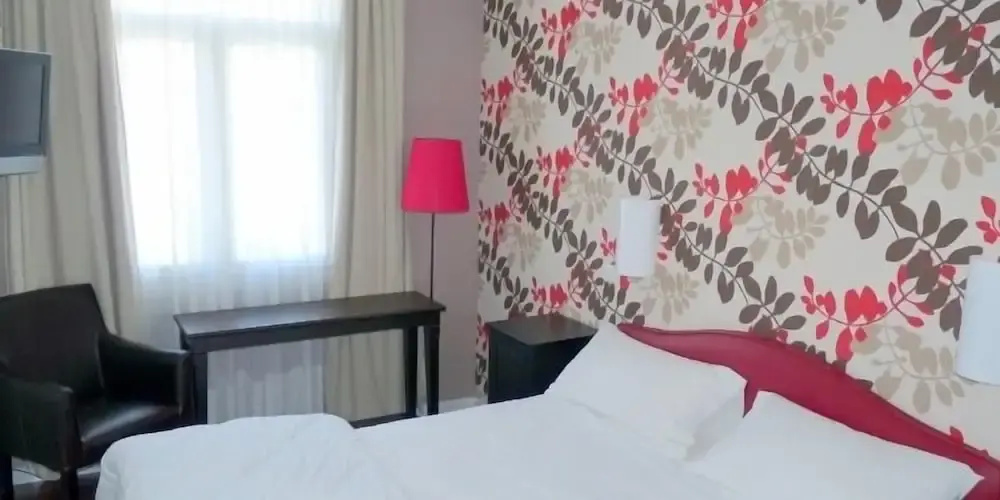 guest_rooms