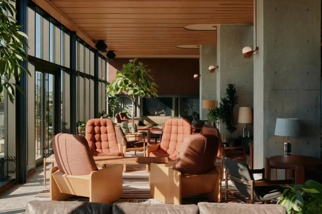lobby