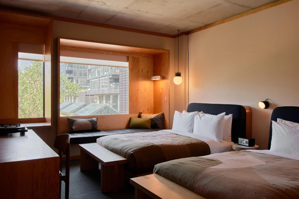 guest_rooms