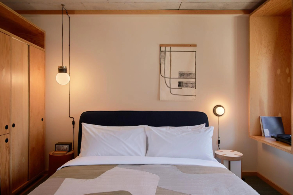 guest_rooms