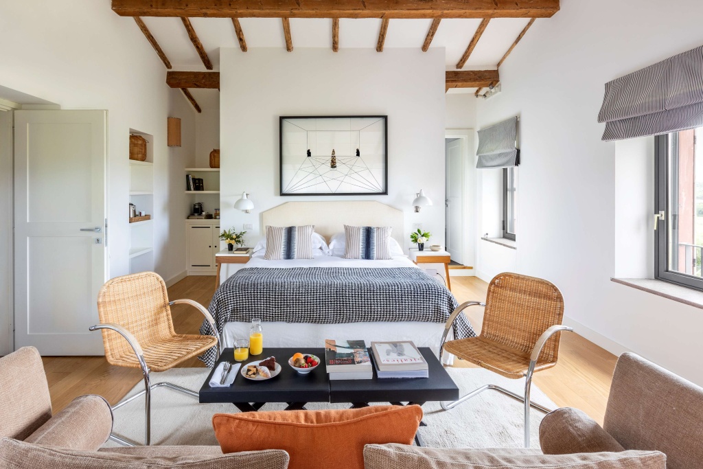 guest_rooms