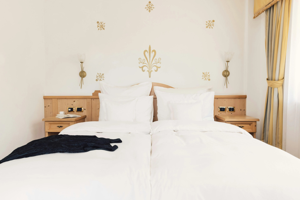 guest_rooms