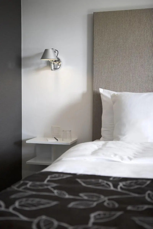 guest_rooms