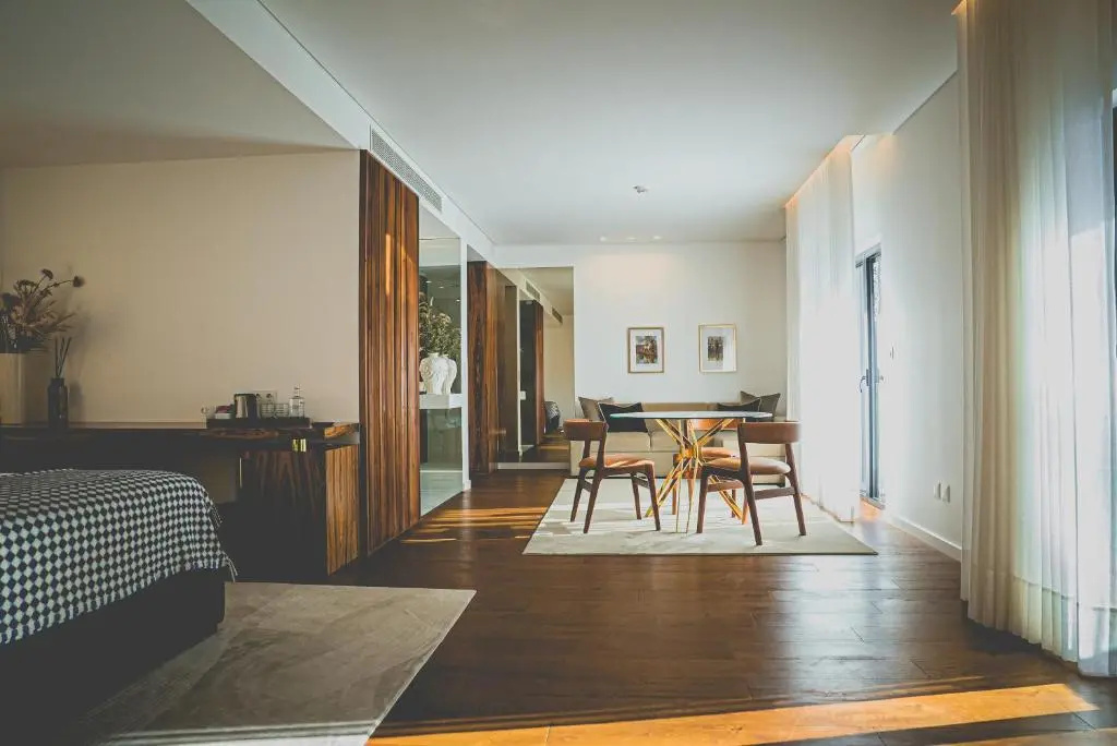 guest_rooms