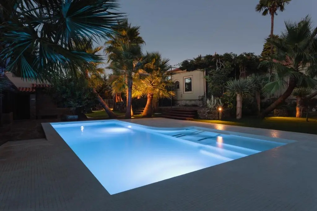 pool