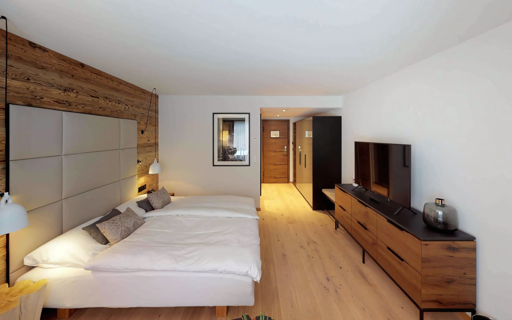 guest_rooms
