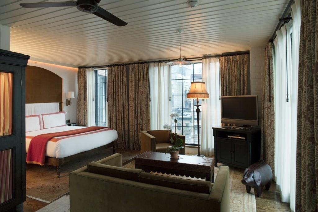 guest_rooms