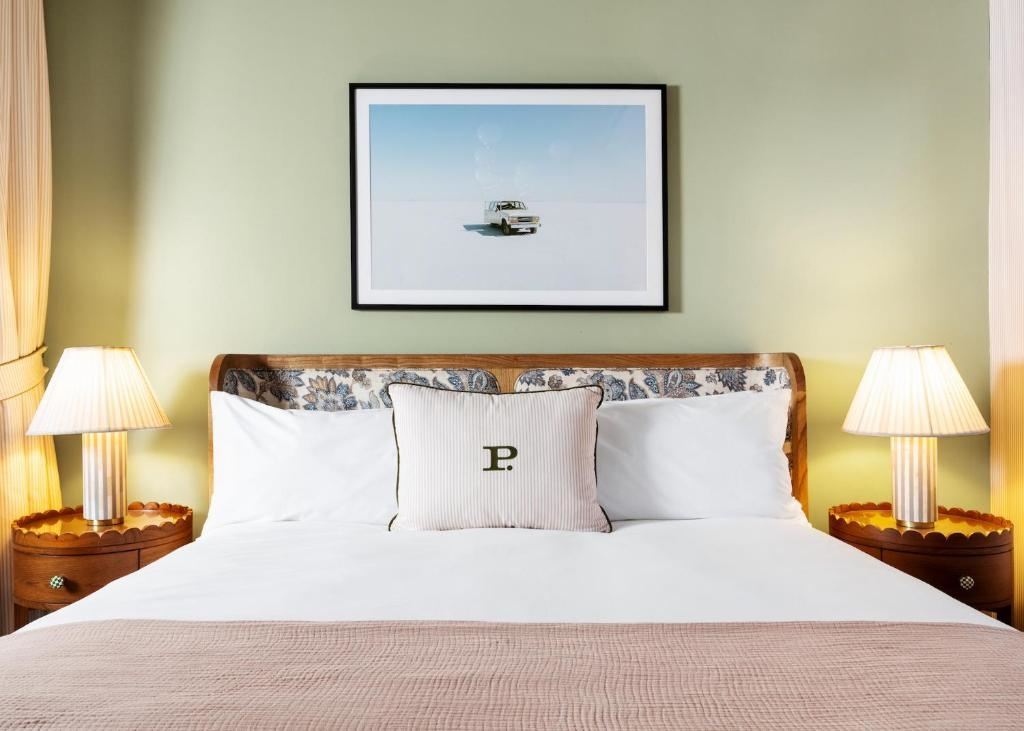 guest_rooms