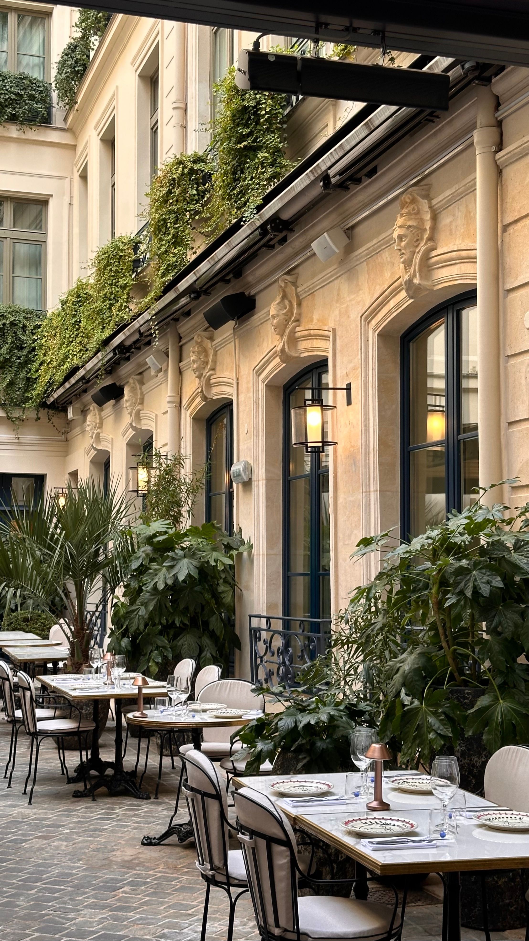 Maison Delano